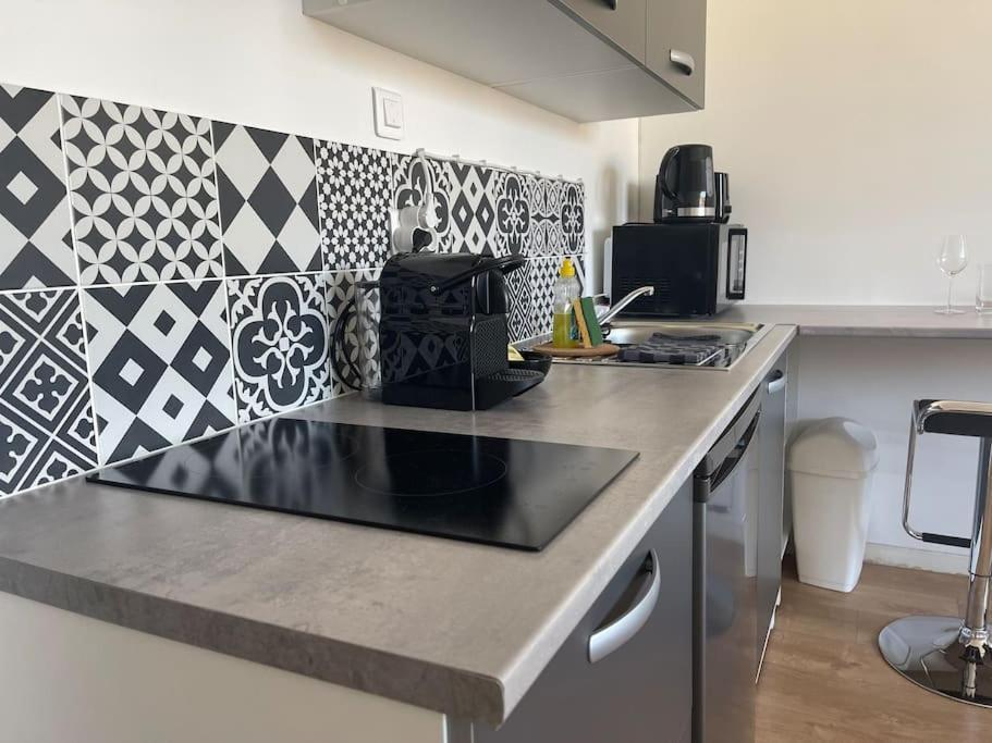 Studio Cosy Rue Alexander Taylor, Wifi, 2 Pers โป ภายนอก รูปภาพ