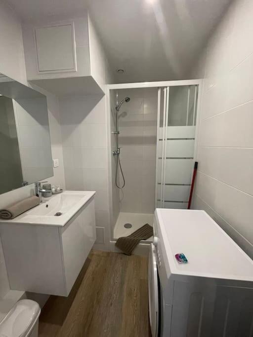 Studio Cosy Rue Alexander Taylor, Wifi, 2 Pers โป ภายนอก รูปภาพ