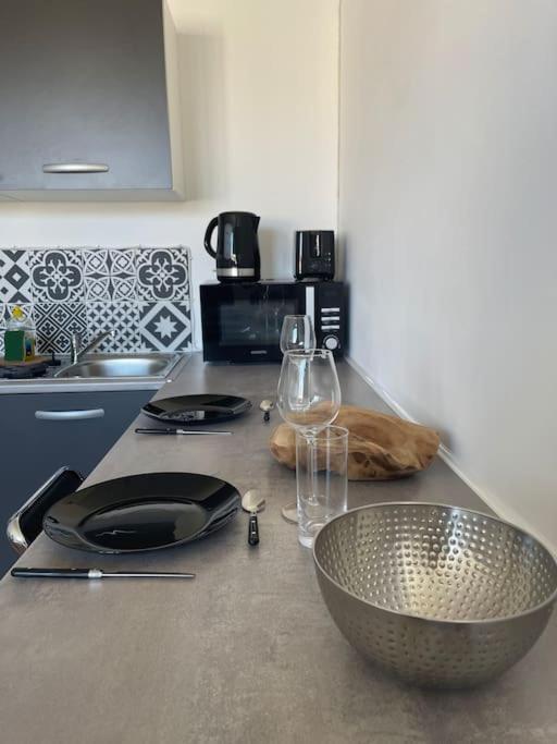 Studio Cosy Rue Alexander Taylor, Wifi, 2 Pers โป ภายนอก รูปภาพ
