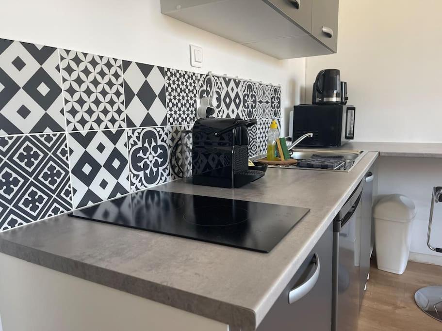 Studio Cosy Rue Alexander Taylor, Wifi, 2 Pers โป ภายนอก รูปภาพ